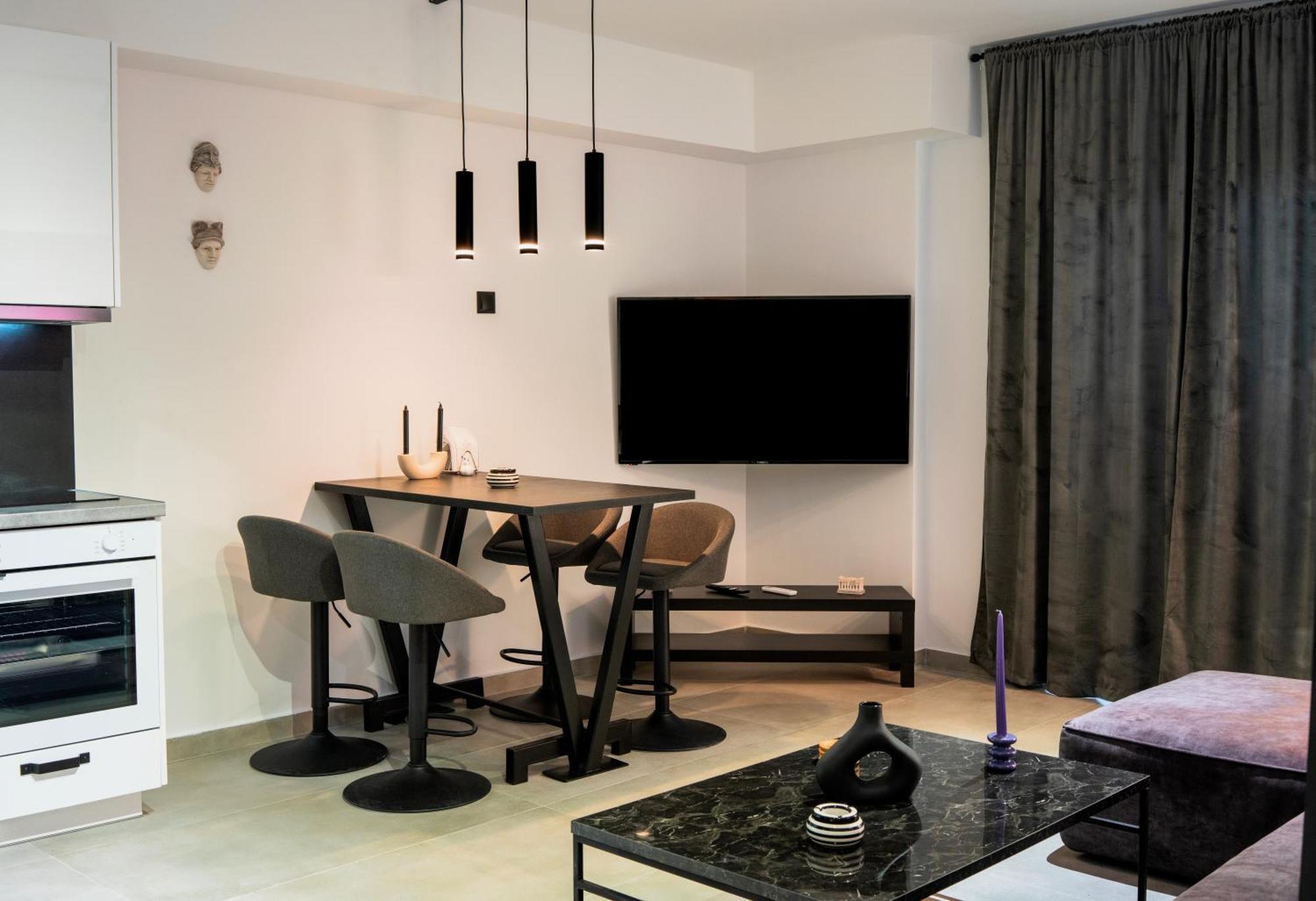 Apartmán Essel Noir - A Hidden Gem With A Magnificent Acropolis View Atény Exteriér fotografie